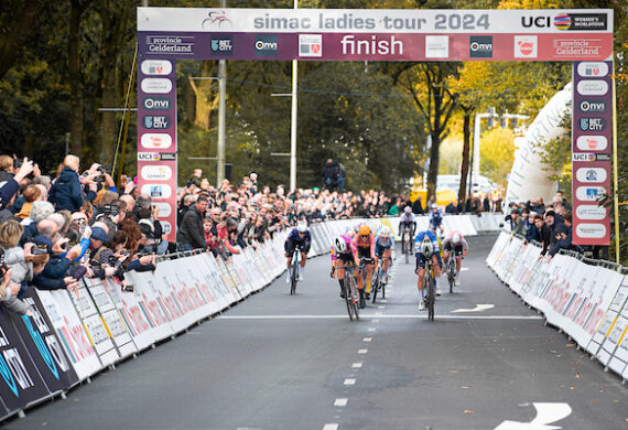 Guarischi is de snelste koploopster in Ede in Simac Ladies Tour